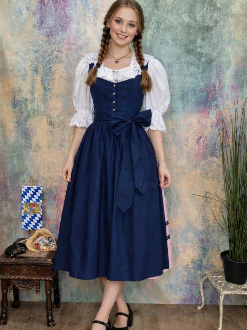 📌 Original traditional high-quality Bavarian Dirndl with Blouse and Apron